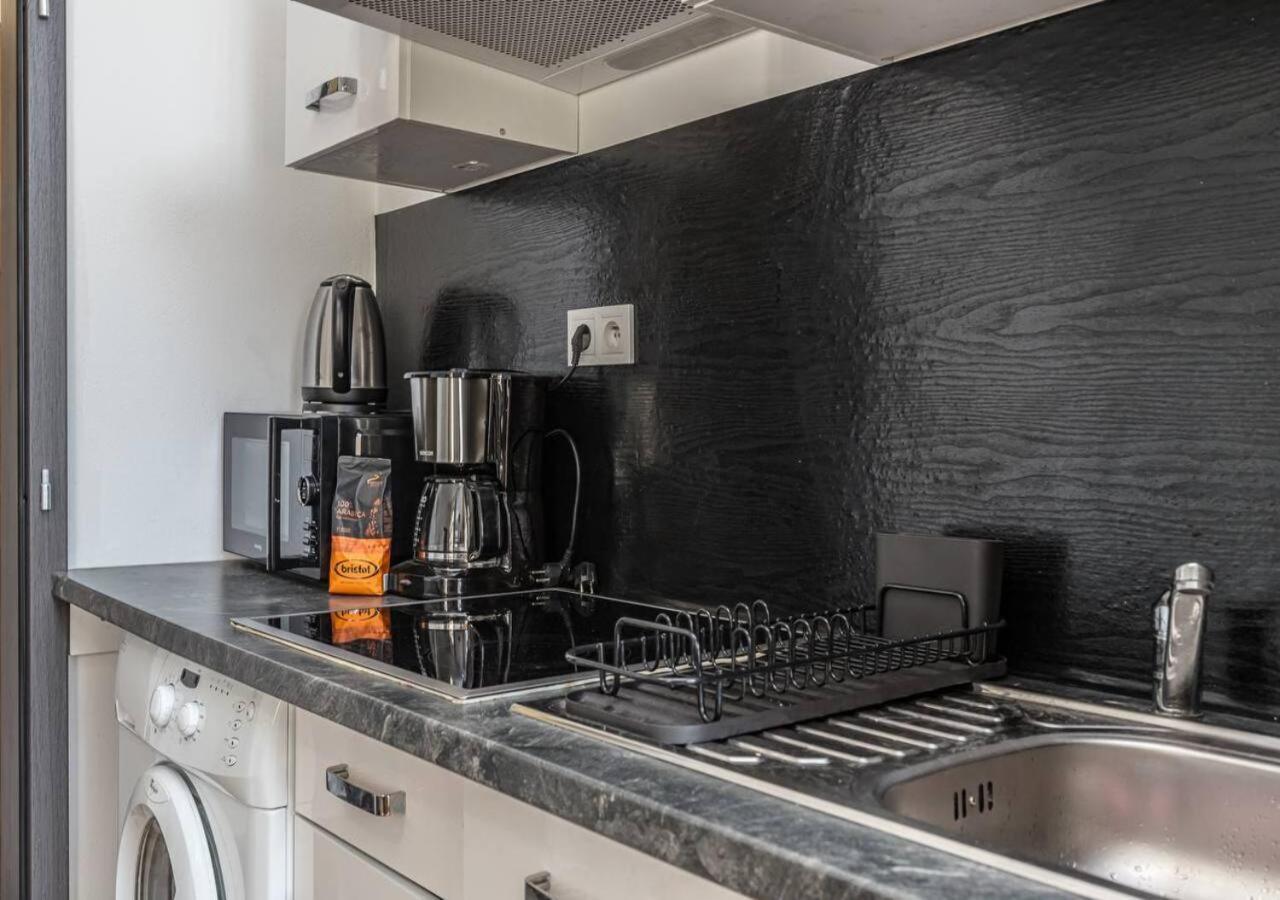 Apartamento Crimson Charm